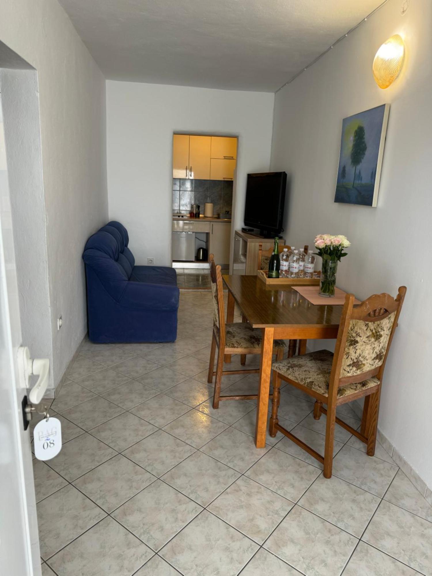 Pag Vero Apartments Pag Town Buitenkant foto