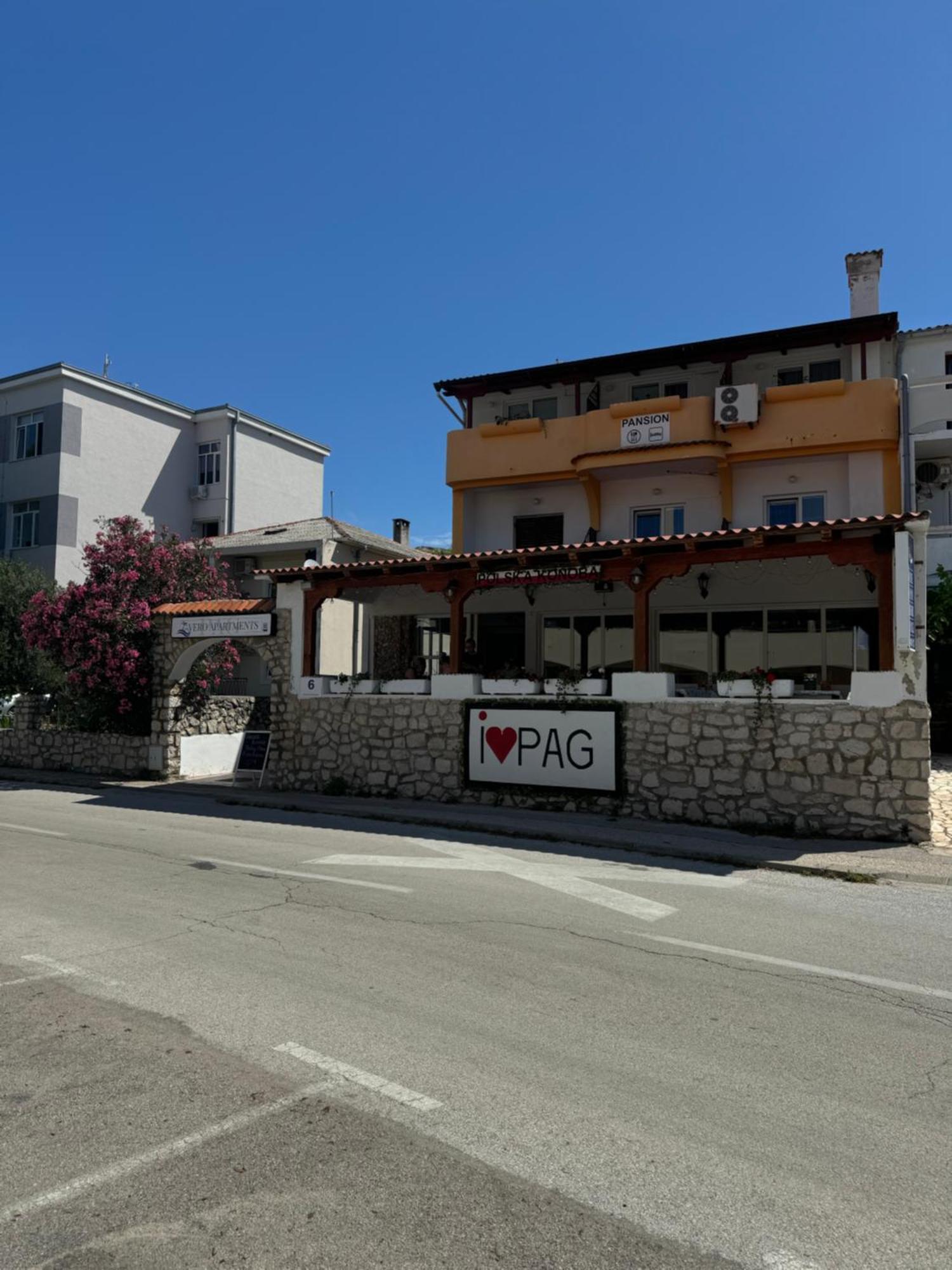 Pag Vero Apartments Pag Town Buitenkant foto